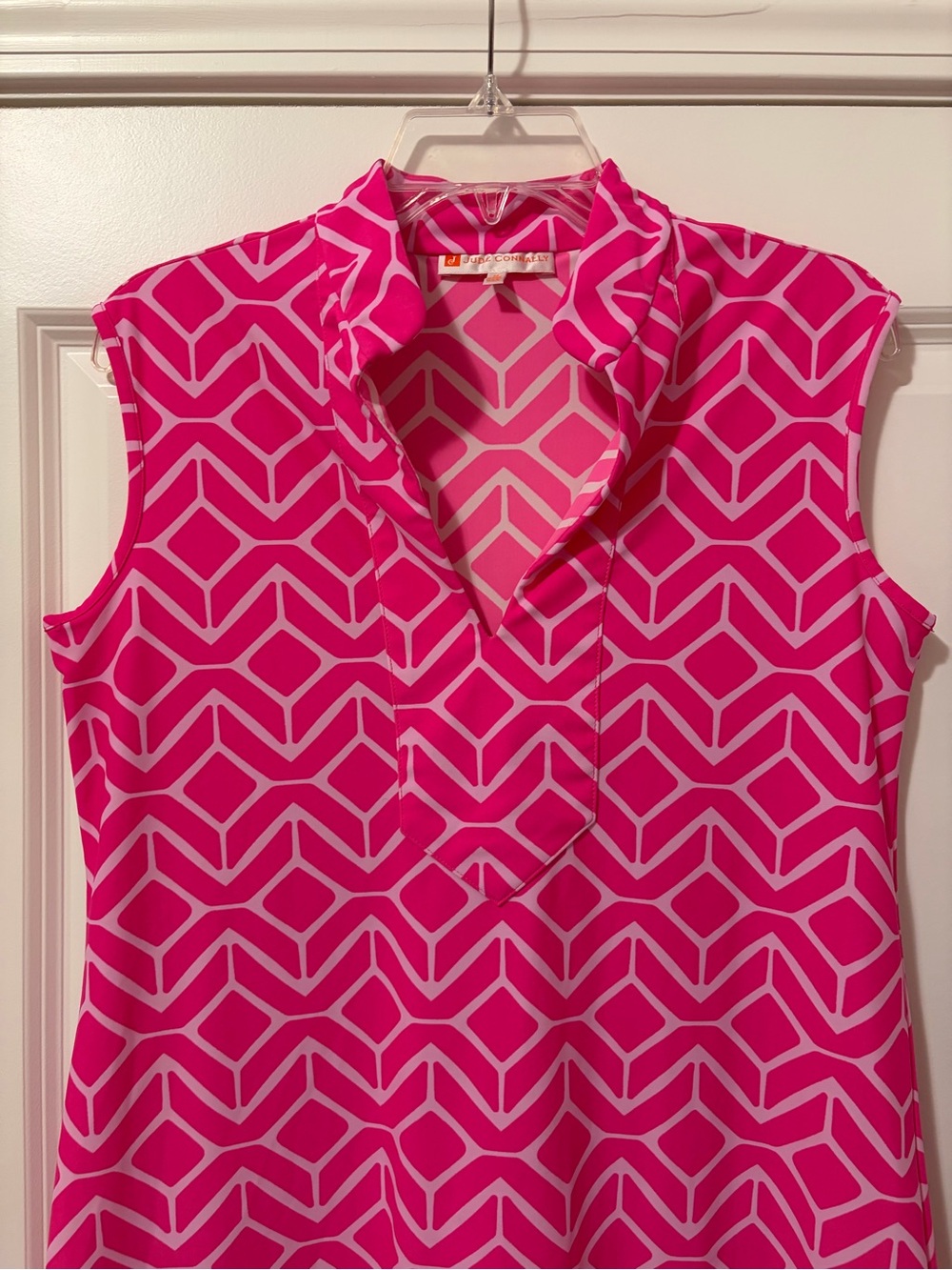 Jude Connally Pink Geometric Shift Dress Sleeveless Split V-Neck Size Medium - Picture 3 of 7